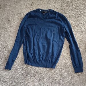 Banana Republic V-Neck Sweater in Rich Blue